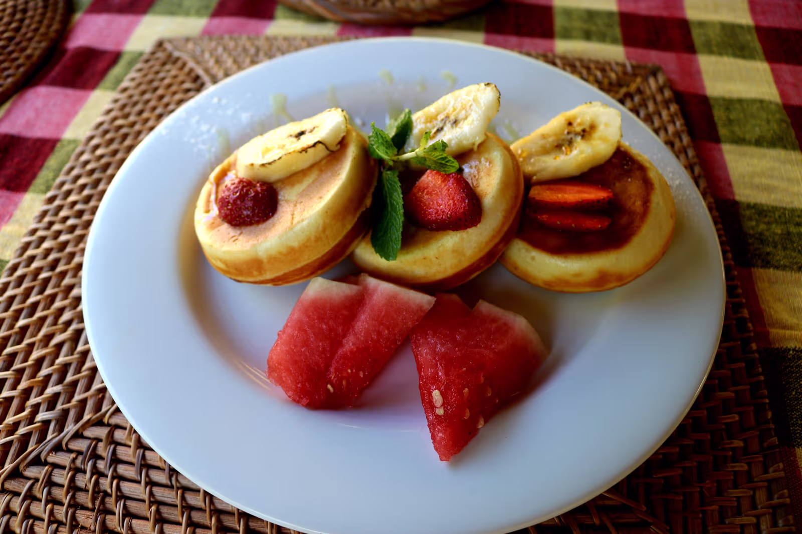 Waffles topped with fruit at Kavana Penida
